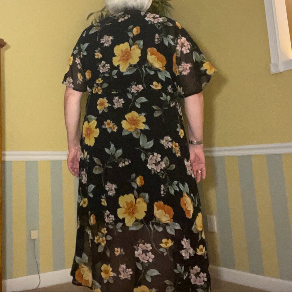 NWT Liberty Love 2-Piece Black Dress & Floral Kimono Coverup Size XL - Picture 5 of 17